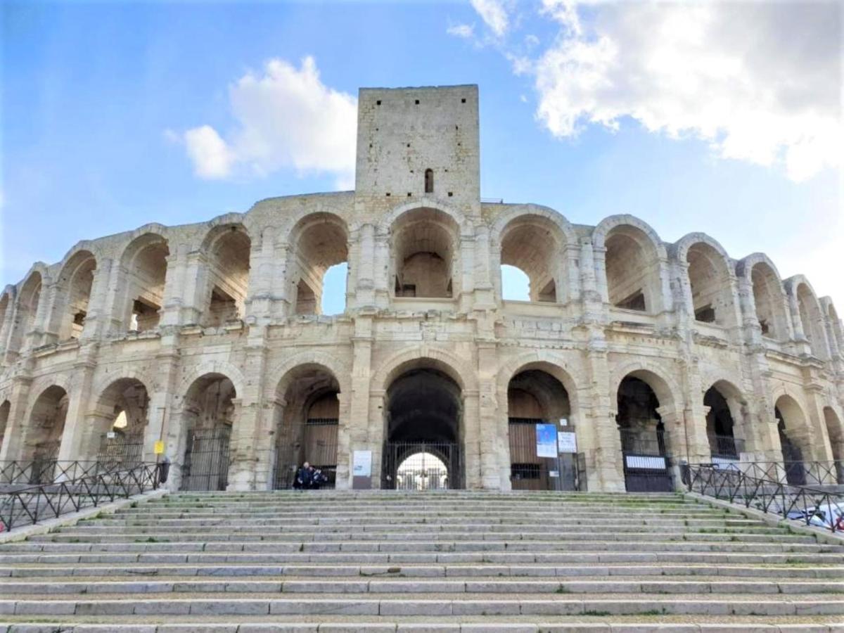 Appartement A Deux Pas De La Place Du Forum آرْلْ المظهر الخارجي الصورة