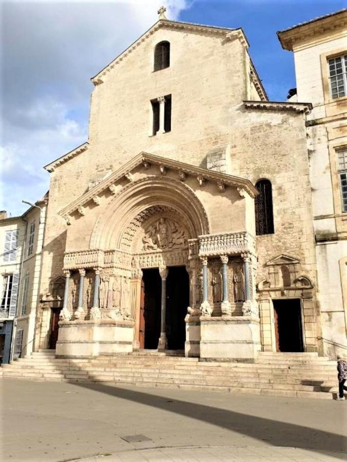 Appartement A Deux Pas De La Place Du Forum آرْلْ المظهر الخارجي الصورة